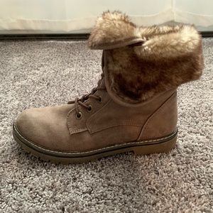 Fur combat boots